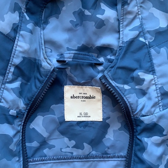 Abercrombie Blue Camouflage Windbreaker-Size 16 - Picture 6 of 9
